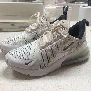 Nike Air Max 270 Women’s White/black